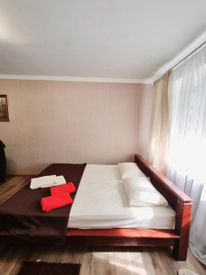 2-Кімнатна Квартира У Центрі На Олександра Поля, Шпиталь, 16Лікарня Dnjepropetovsk Buitenkant foto